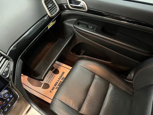 Used 2016 Jeep Grand Cherokee Limited 75th Anniversary image 40