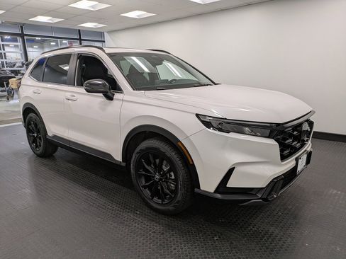 Used 2024 Honda CR-V Sport image 3