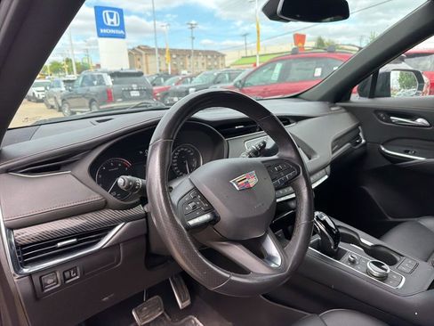 Used 2023 Cadillac XT4 Sport AWD/4WD image 16