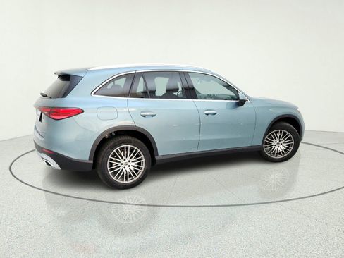 New 2026 Mercedes-Benz GLC 300 image 8