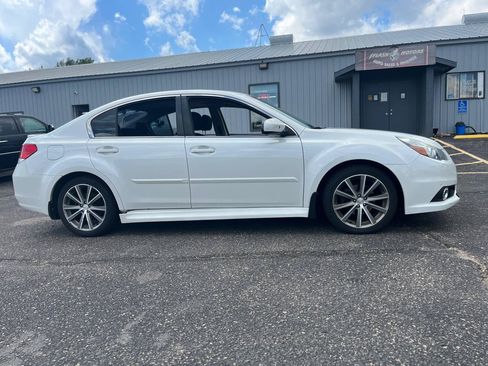 Used 2013 Subaru Legacy 2.5i Sport AWD/4WD image 9