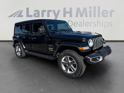 Used 2021 Jeep Wrangler Unlimited Sahara AWD/4WD image 7