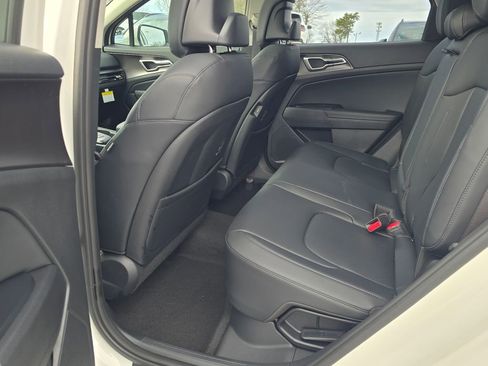 New 2026 Kia Sportage EX image 10
