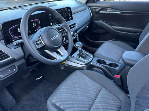 New 2026 Kia Seltos LX image 10