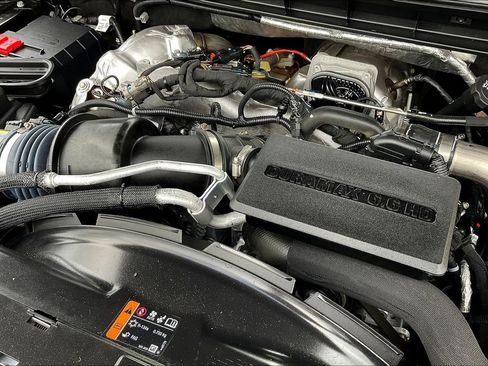 Used 2025 GMC Sierra 2500 Denali w/ Denali Reserve Package image 29