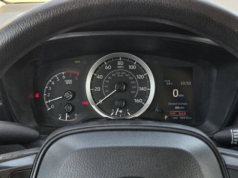 Used 2022 Toyota Corolla LE w/ LE Convenience Package FWD image 23
