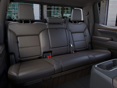 New 2026 GMC Sierra 1500 Denali w/ Technology Package AWD/4WD image 17