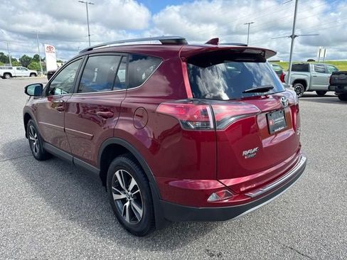 Used 2018 Toyota RAV4 XLE w/ Plus Extra Value Package AWD/4WD image 9