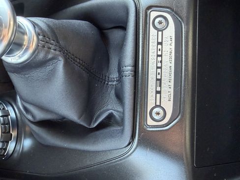 Used 2023 Ford Bronco Badlands image 22