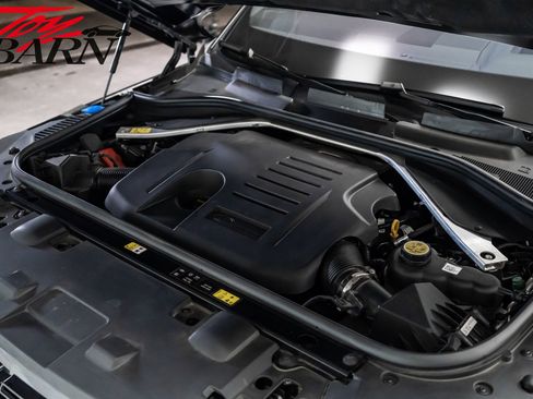 Used 2023 Land Rover Range Rover Sport SE Dynamic image 46