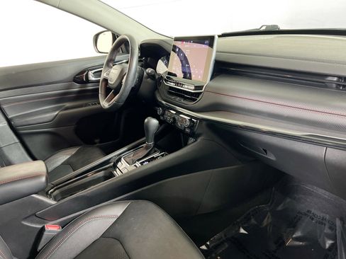 Used 2022 Jeep Compass Trailhawk w/ Trailhawk Convenience Group image 27