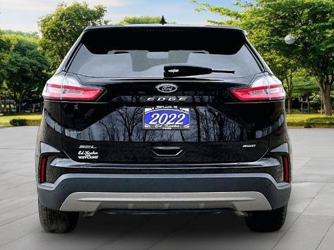 Certified 2022 Ford Edge SEL w/ Convenience Package AWD/4WD image 4