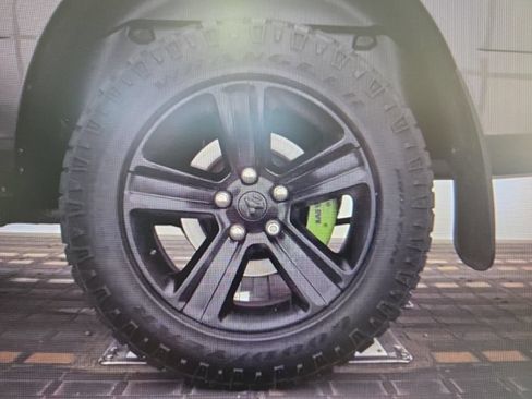 Used 2018 RAM 1500 Sport w/ Sport Premium Group AWD/4WD image 16