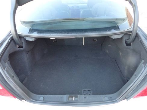 Used 2009 Mercedes-Benz CLK 350 Coupe image 36