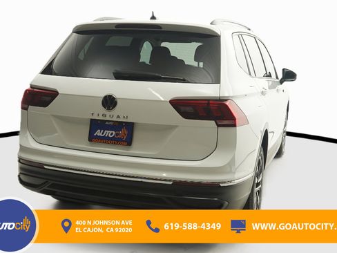 Used 2024 Volkswagen Tiguan S image 10