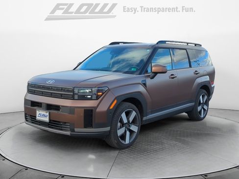 Used 2025 Hyundai Santa Fe Limited image 4