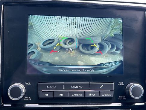 Used 2024 Nissan Frontier SV w/ SV Convenience Package AWD/4WD image 17