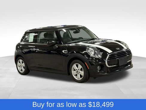 Used 2020 MINI Cooper 2-Door Hardtop image 7
