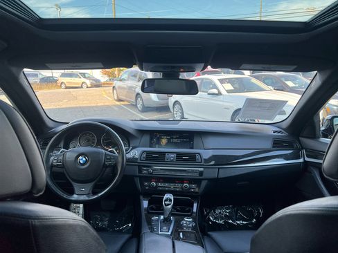 Used 2013 BMW 550i xDrive Sedan image 15