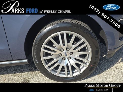 Certified 2023 Ford Expedition Limited image 37