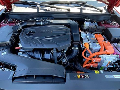 New 2025 Hyundai Sonata Limited image 12