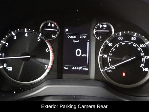 Used 2021 Lexus GX 460 Premium w/ Premium Package AWD/4WD image 9