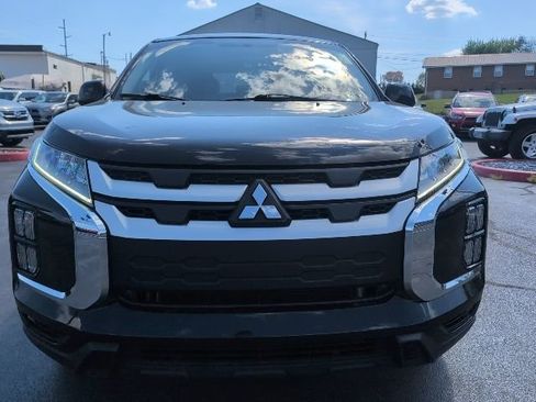 Used 2020 Mitsubishi Outlander Sport Black Edition image 3