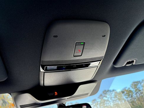 New 2026 Nissan Armada SL image 36