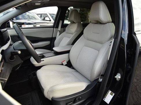 Used 2023 Nissan Ariya EVOLVE+ 4D Sport Utility image 23