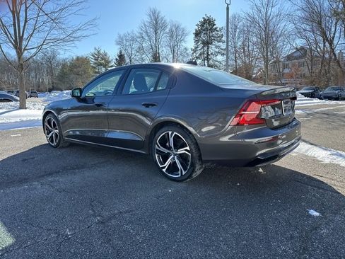 Certified 2025 Volvo S60 B5 Core image 6