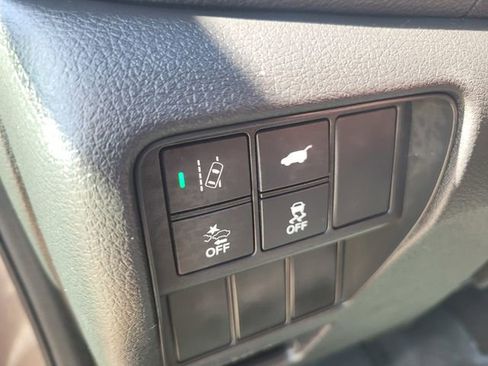 Used 2020 Honda CR-V Touring image 19