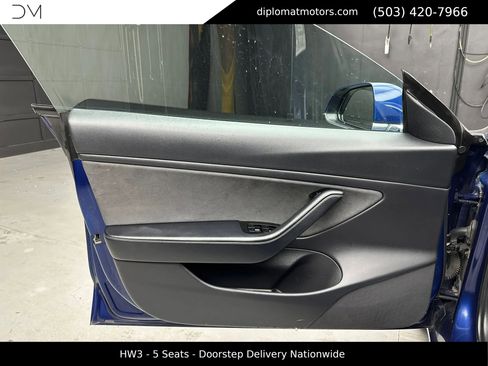 Used 2018 Tesla Model 3 Long Range image 24