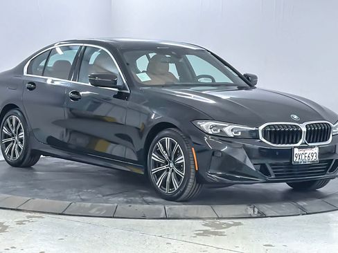 Used 2026 BMW 330i Sedan w/ Convenience Package RWD image 9