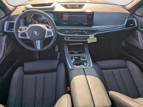 New 2027 BMW X7 xDrive40i w/ M Sport Package AWD/4WD image 14