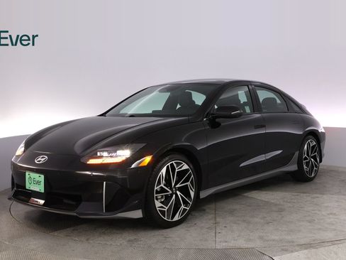 Used 2023 Hyundai Ioniq 6 Limited RWD image 2