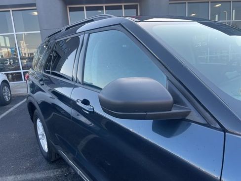 Certified 2023 Ford Explorer XLT image 6