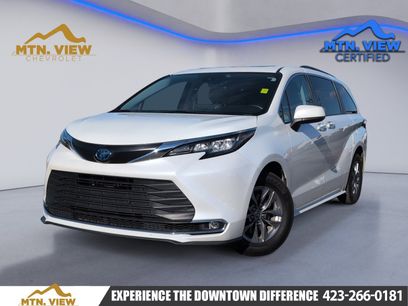 Used 2023 Toyota Sienna XLE