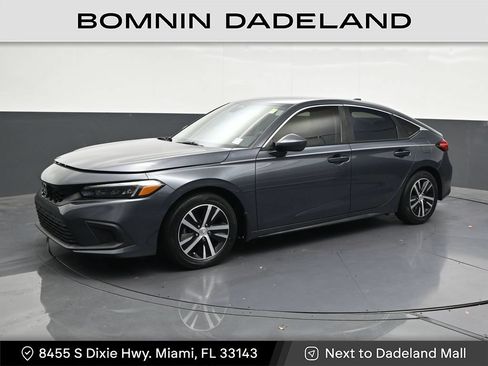 Used 2023 Honda Civic LX image 1