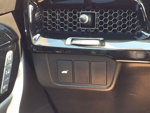 Used 2026 Honda CR-V EX-L image 31