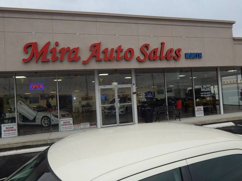 Used 2010 Chrysler 300 Touring image 11