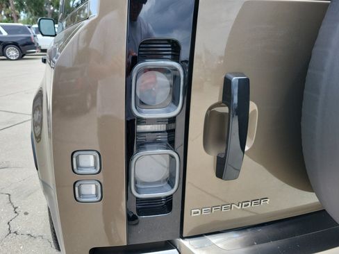 Used 2024 Land Rover Defender 130 X AWD/4WD image 10