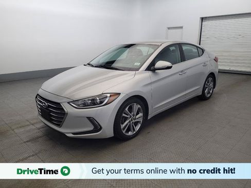 Used 2018 Hyundai Elantra Limited FWD image 1