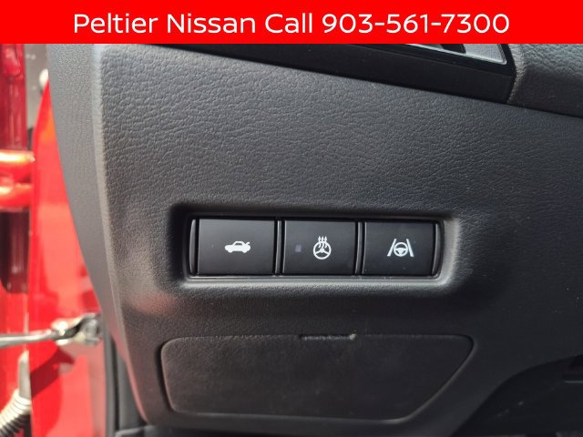 New 2026 Nissan Sentra SR w/ SR Premium Package FWD image 16