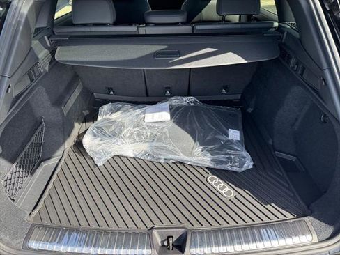New 2025 Audi SQ5 Premium Plus AWD/4WD image 25