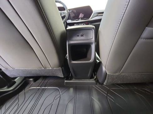 Certified 2025 Chevrolet Trax ACTIV w/ Driver Confidence Package FWD image 29