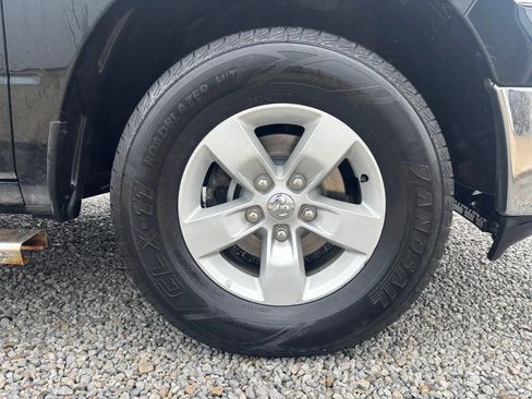 Used 2016 RAM 1500 Classic SLT AWD/4WD image 11