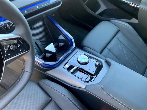 New 2026 BMW X3 xDrive30 w/ Premium Package image 7