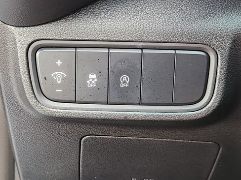 Used 2024 Kia Soul LX w/ Option Group 015 FWD image 21