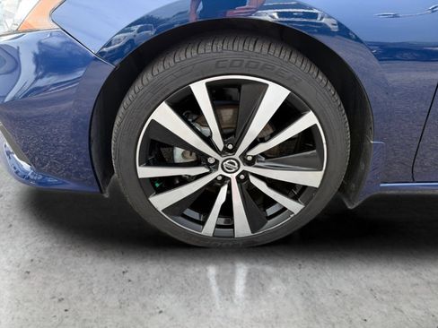 Used 2021 Nissan Altima 2.5 SR w/ SR Premium Package FWD image 37