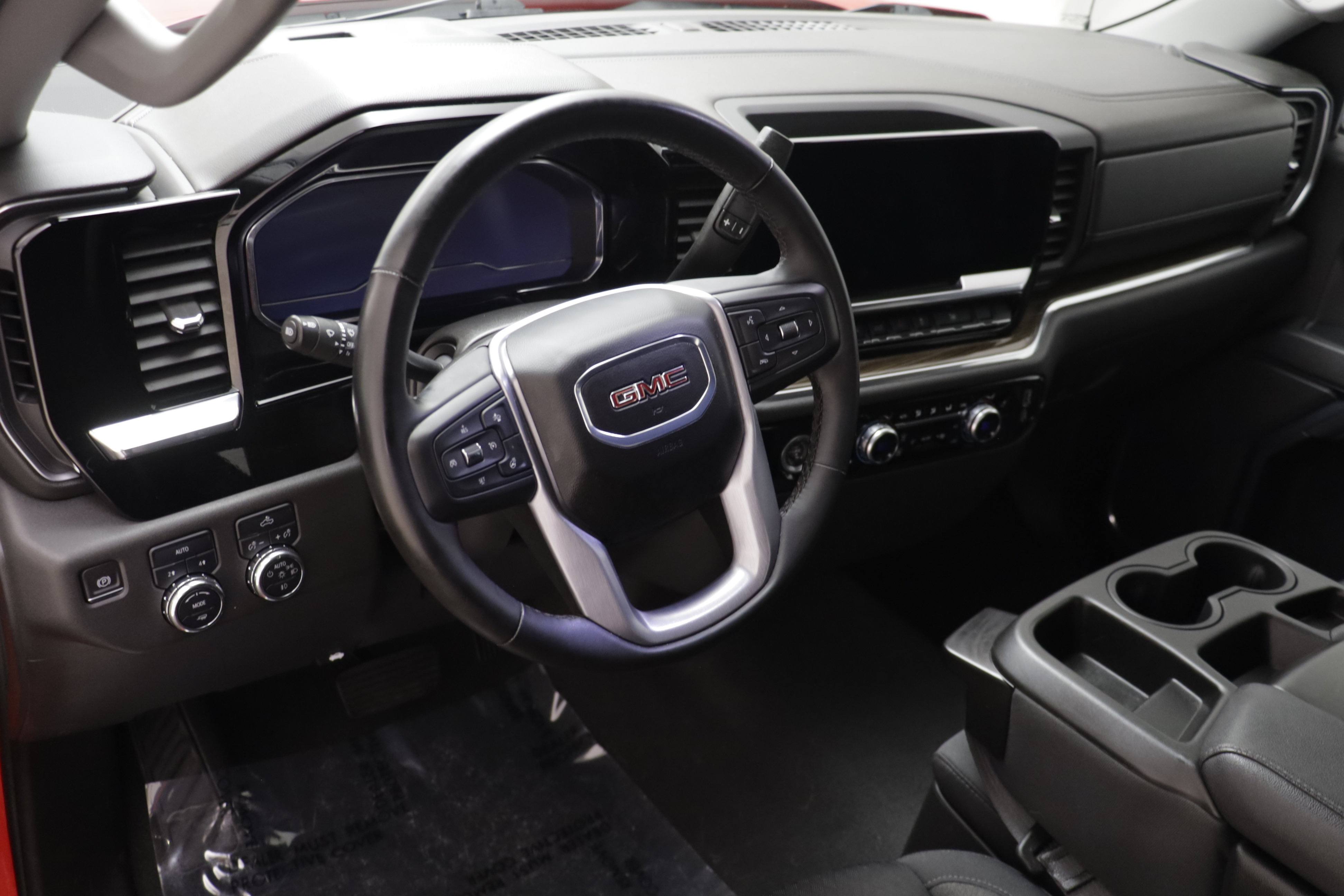 Used 2024 GMC Sierra 1500 Elevation AWD/4WD image 7